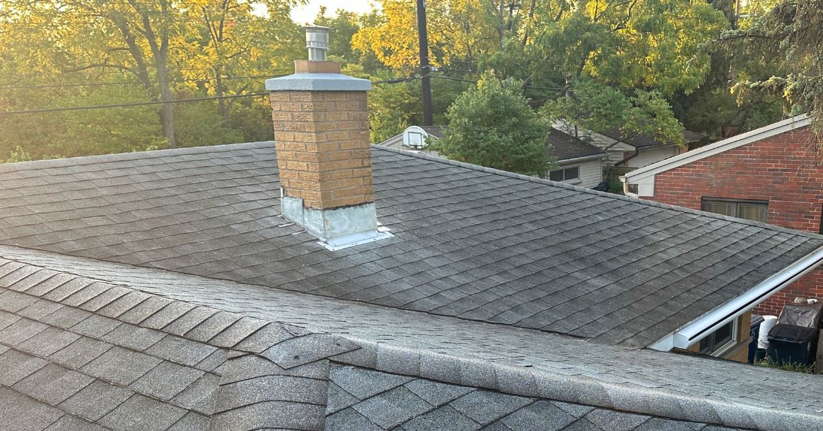Bad chimney flashing can quickly lead to roof leaks. Small warning signs now can become costly repairs later.